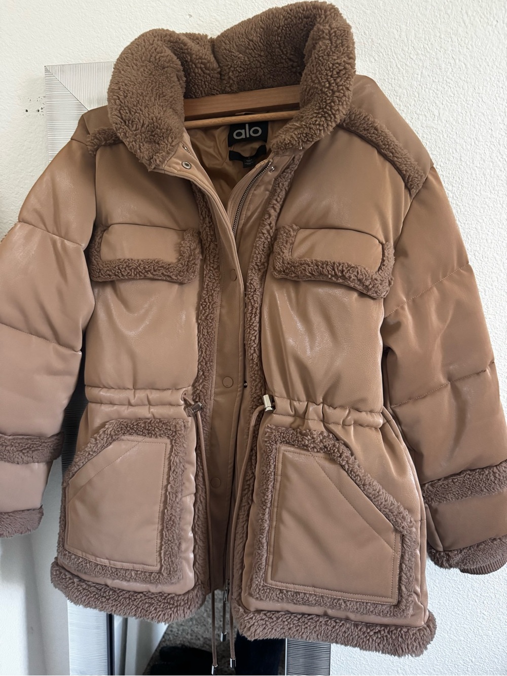 ALO Yoga Ice Breaker Puffer Jacket in Camel NWT
